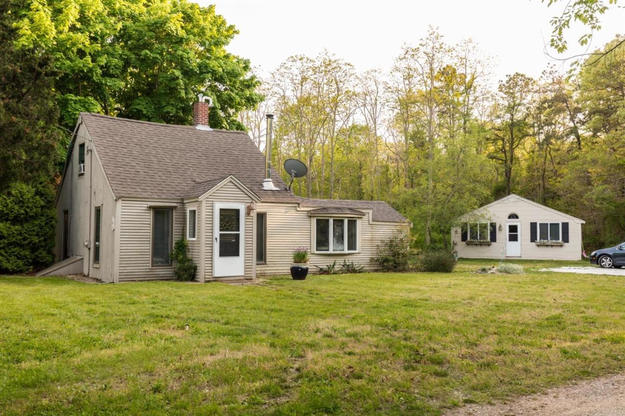 150 Fresh Pond Road East Falmouth, MA 02536 - Photo 1 of 26 Primary Photo