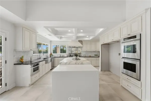 $2,416,000 | 940 North Silent Ranch Drive, Glendora, CA 91741