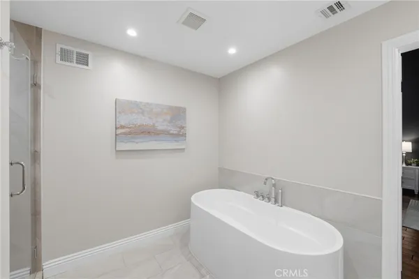 $2,416,000 | 940 North Silent Ranch Drive, Glendora, CA 91741
