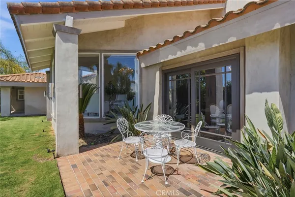 $2,416,000 | 940 North Silent Ranch Drive, Glendora, CA 91741