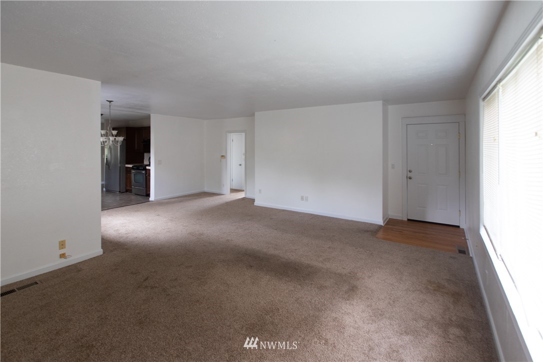 1041 Southwest 20th Street Chehalis, WA 98532 - Photo 14 of 36 Gallery Image 14