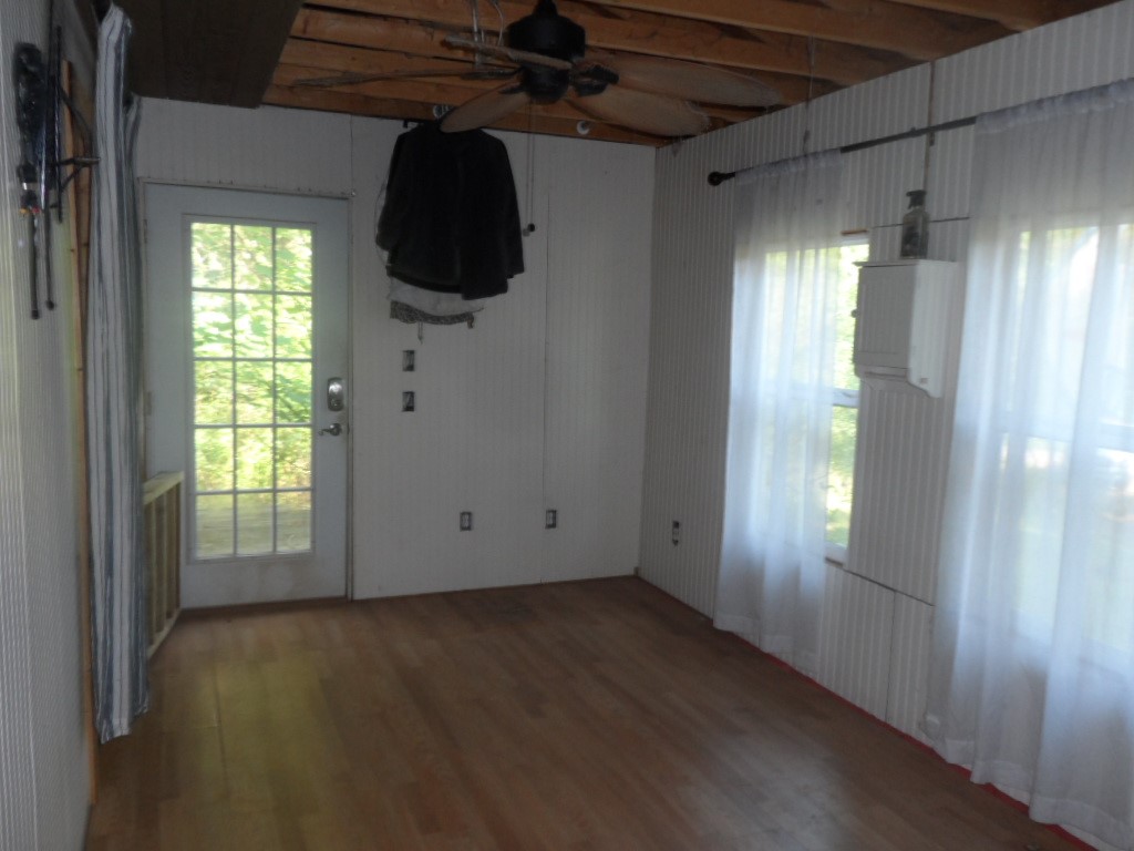 175 Lost Valley Road Pickens, SC 29671 - Photo 8 of 13