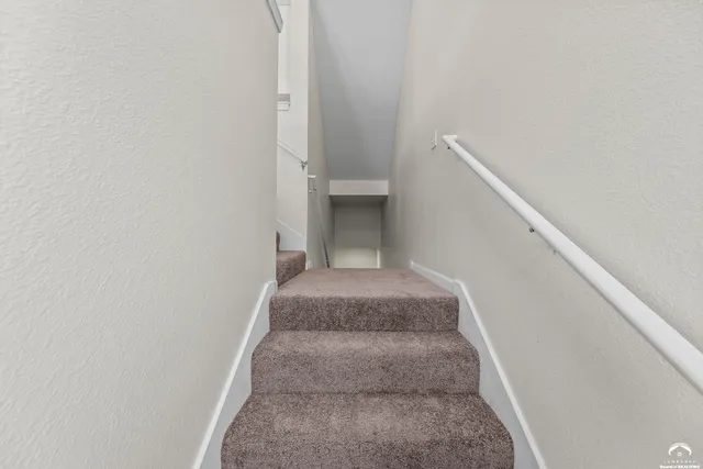 $265,000 | 5245 Overland Drive, Lawrence, KS 66049