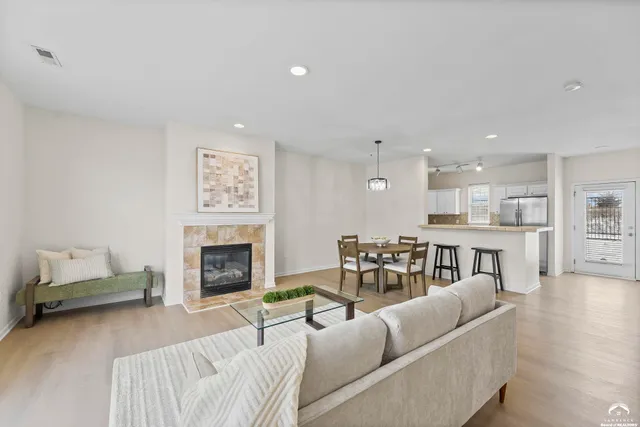 $265,000 | 5245 Overland Drive, Lawrence, KS 66049