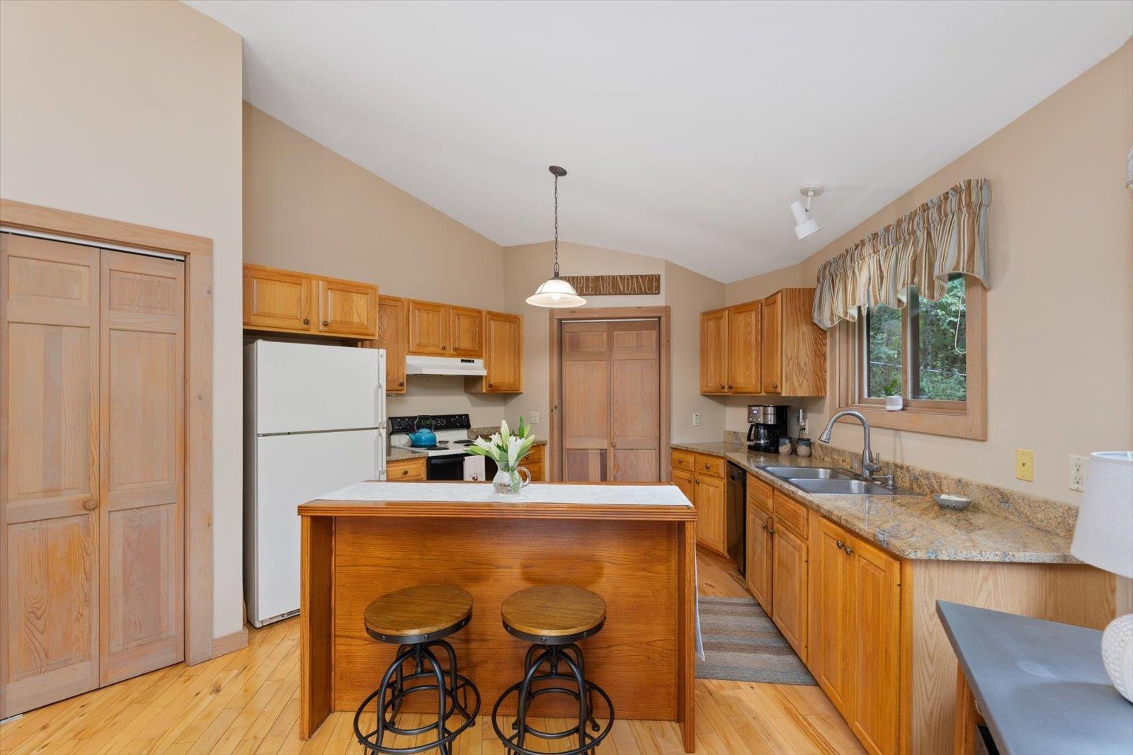 332 Eaton Road Swanzey, NH 03446 - Photo 15 of 49