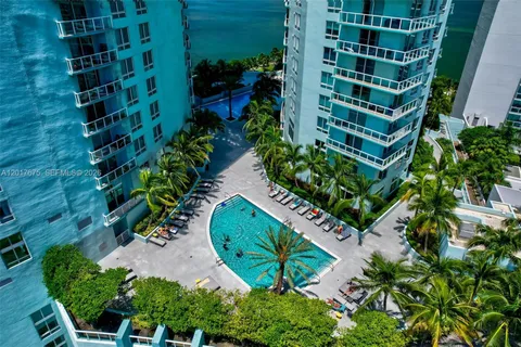 $539,999 | Quantum on the Bay, Miami, FL 33132