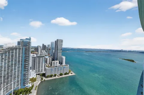 $539,999 | Quantum on the Bay, Miami, FL 33132