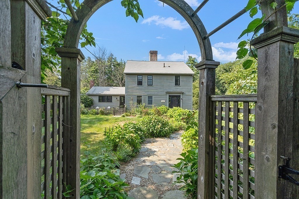 1126 Concord Road Marlborough, MA 01752 - Photo 1 of 36 Gallery Image 1