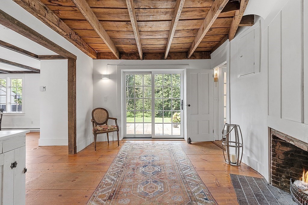 1126 Concord Road Marlborough, MA 01752 - Photo 11 of 36 Gallery Image 11