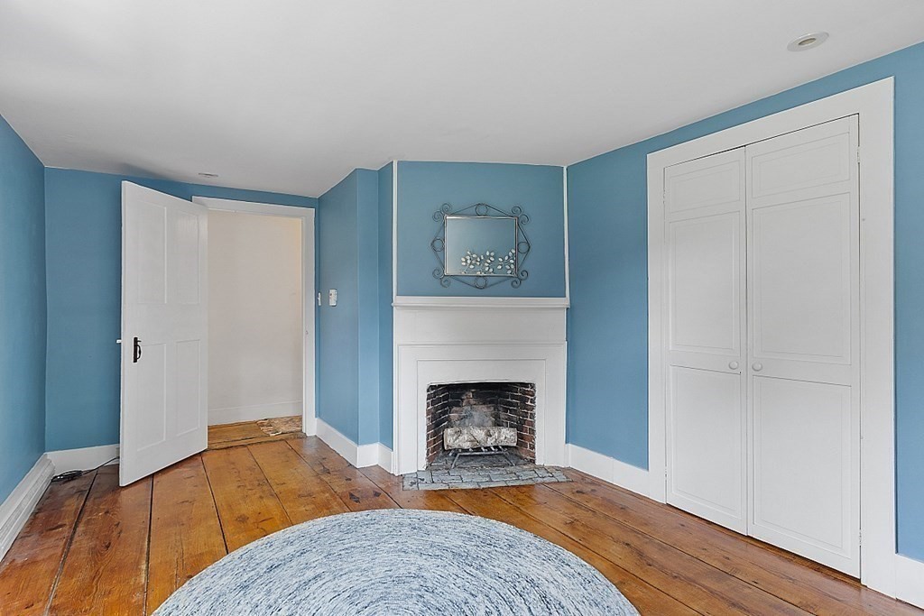 1126 Concord Road Marlborough, MA 01752 - Photo 20 of 36 Gallery Image 20