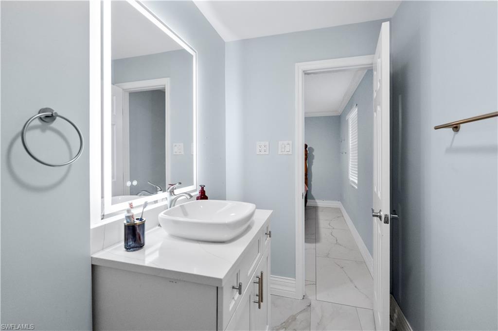 3586 Croton Road Naples, FL 34104 - Photo 16 of 21