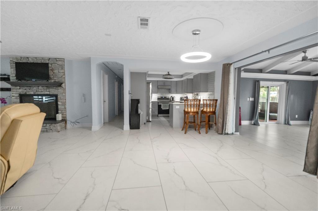 3586 Croton Road Naples, FL 34104 - Photo 5 of 21