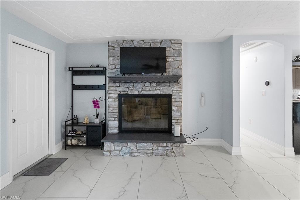 3586 Croton Road Naples, FL 34104 - Photo 9 of 21