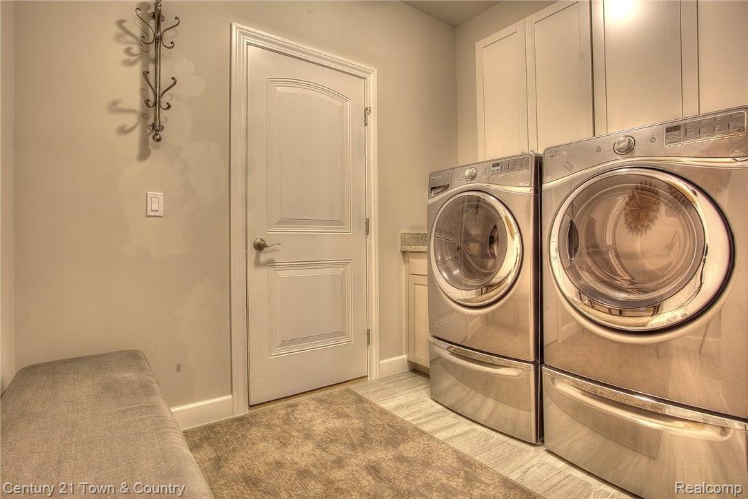 5512 Woodfall Road Clarkston, MI 48348 - Photo 25 of 35 woodfall laundry.jpg