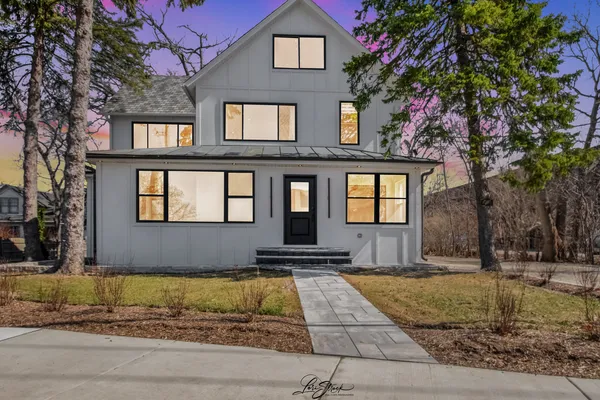 $1,499,999 | 217 West Main Street, Lake Zurich, IL 60047