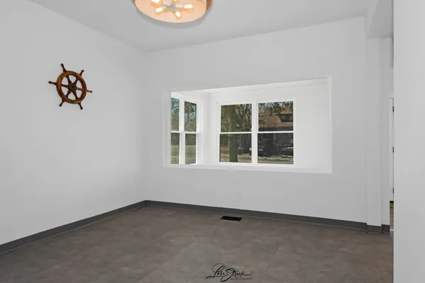 $1,499,999 | 217 West Main Street, Lake Zurich, IL 60047