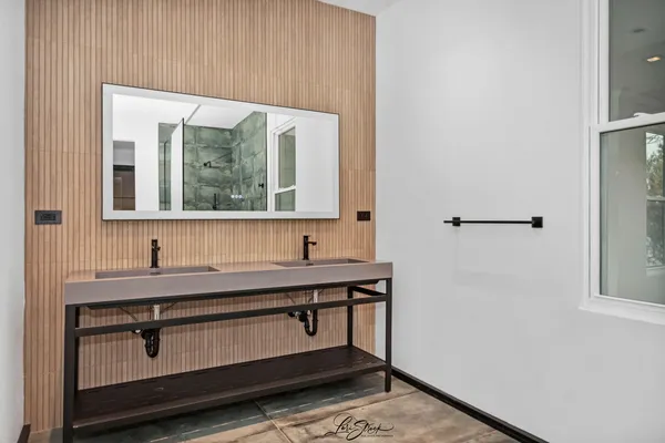 $1,499,999 | 217 West Main Street, Lake Zurich, IL 60047