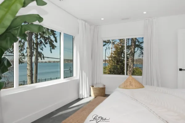 $1,499,999 | 217 West Main Street, Lake Zurich, IL 60047