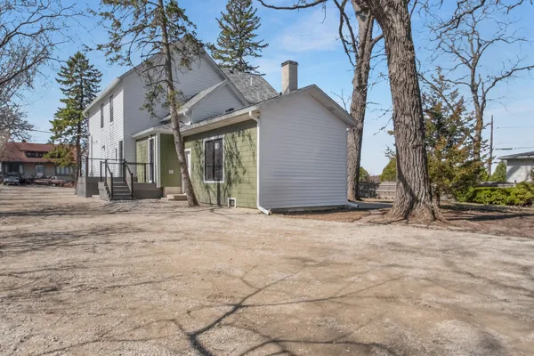 $1,499,999 | 217 West Main Street, Lake Zurich, IL 60047