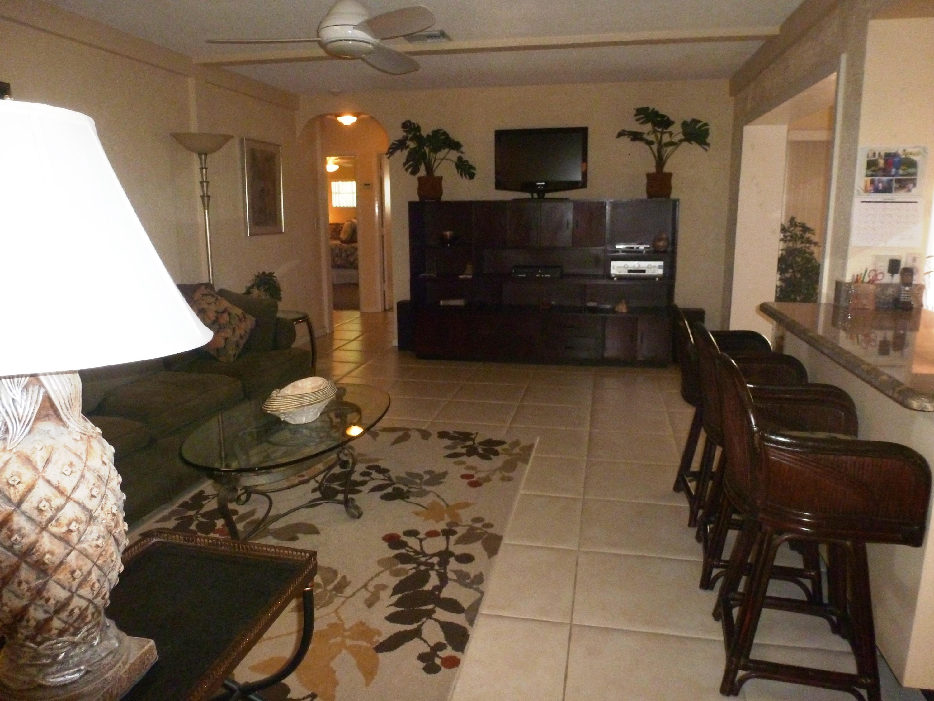 1498 Hermosa Road Boca Raton, FL 33486 - Photo 6 of 22 Family Room