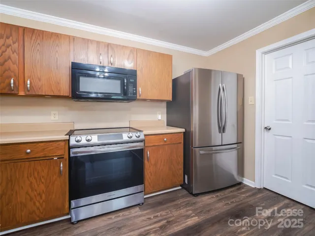 $2,400 | 910 Torsion Lane, Clover, SC 29710