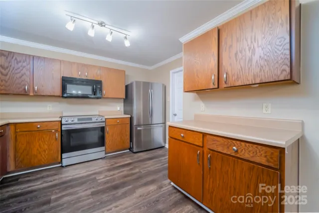 $2,400 | 910 Torsion Lane, Clover, SC 29710