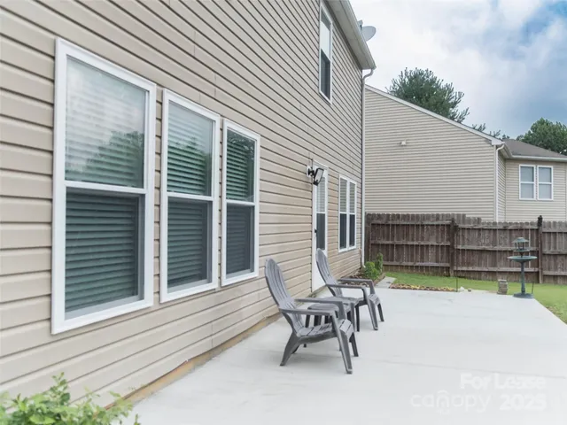 $2,400 | 910 Torsion Lane, Clover, SC 29710