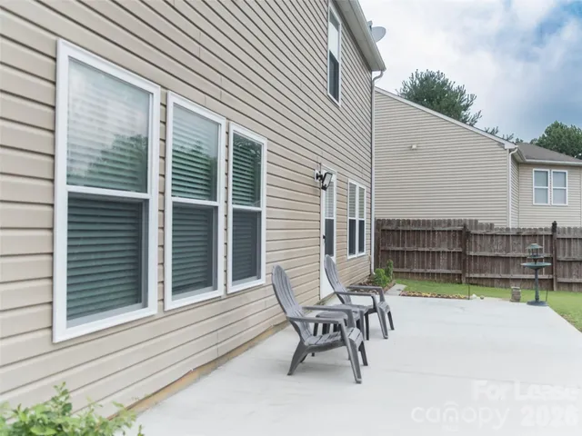 $2,395 | 910 Torsion Lane, Clover, SC 29710