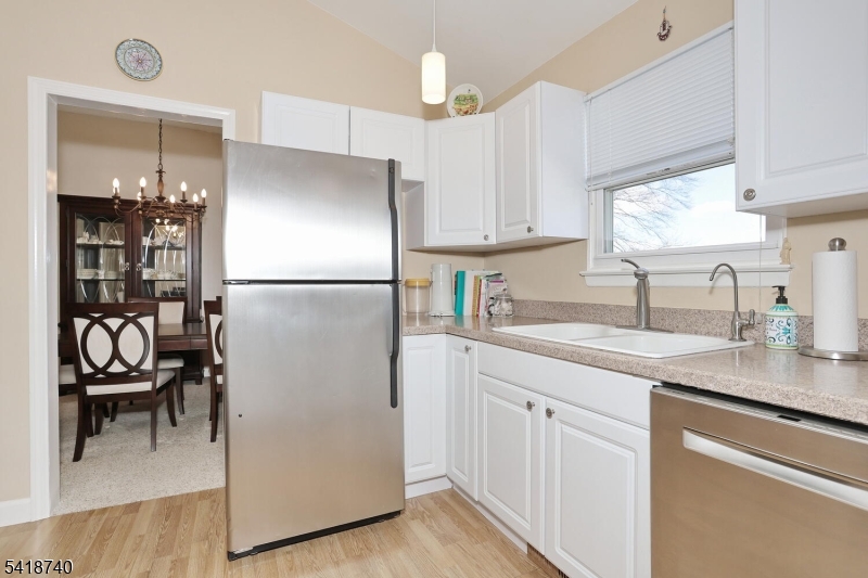79 Highview Terrace Dover, NJ 07801 - Photo 13 of 37