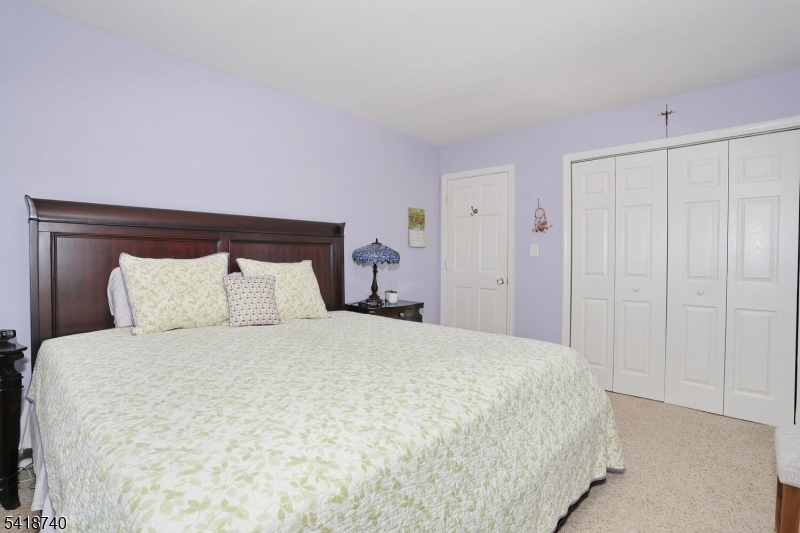 79 Highview Terrace Dover, NJ 07801 - Photo 16 of 37