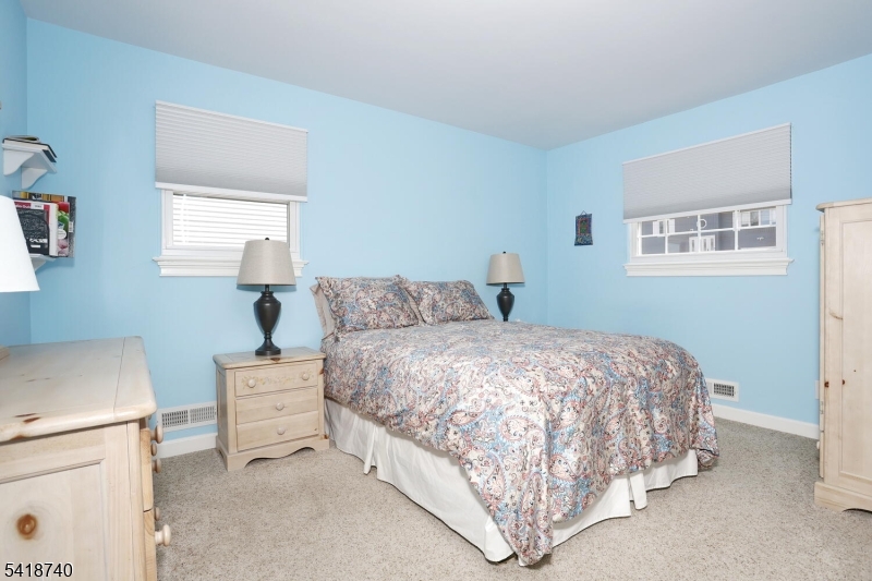 79 Highview Terrace Dover, NJ 07801 - Photo 17 of 37