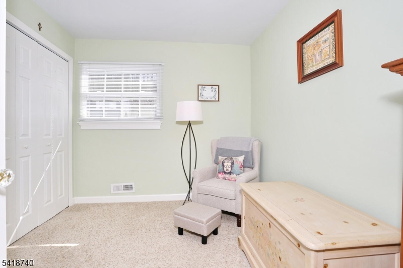 79 Highview Terrace Dover, NJ 07801 - Photo 18 of 37