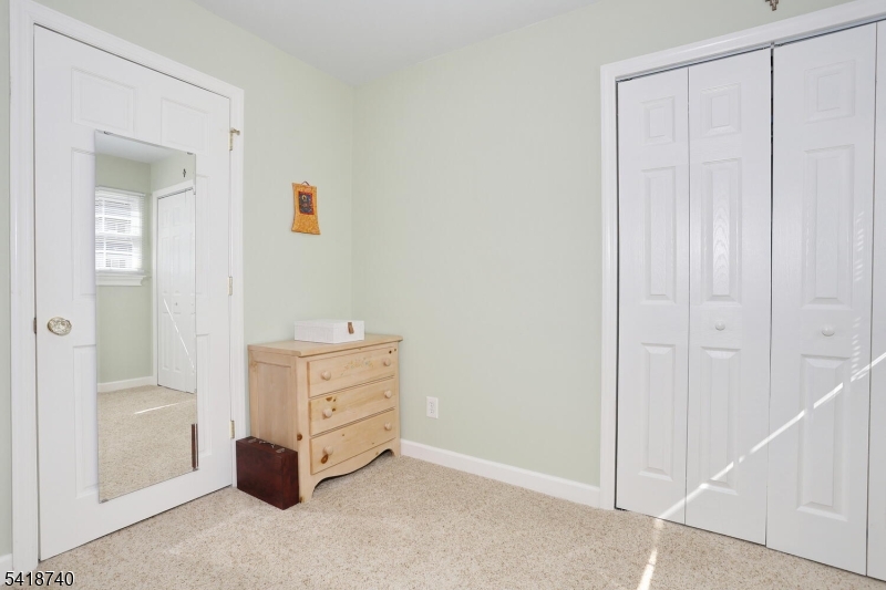 79 Highview Terrace Dover, NJ 07801 - Photo 19 of 37