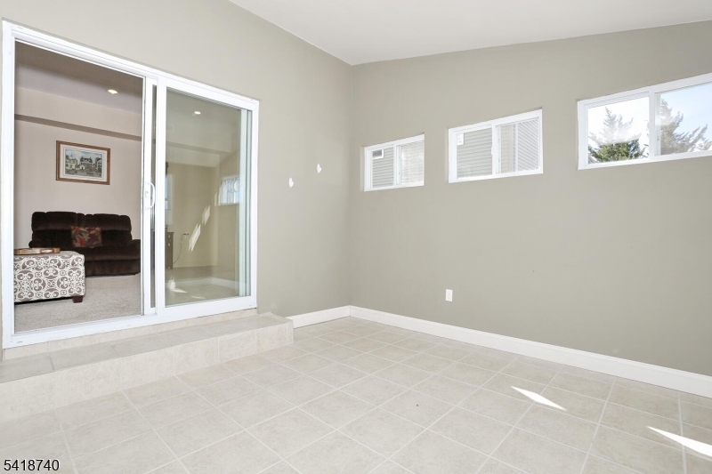 79 Highview Terrace Dover, NJ 07801 - Photo 26 of 37