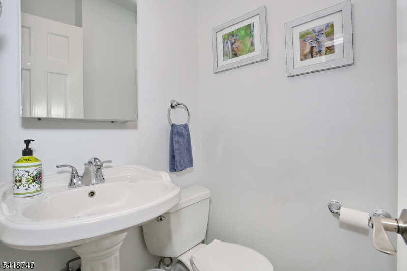 79 Highview Terrace Dover, NJ 07801 - Photo 28 of 37