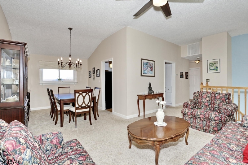 79 Highview Terrace Dover, NJ 07801 - Photo 7 of 37