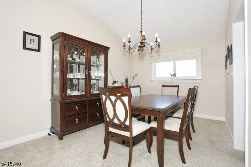 79 Highview Terrace Dover, NJ 07801 - Photo 8 of 37