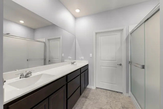 $355,000 | 906 Homerton Boulevard, North Aurora, IL 60542