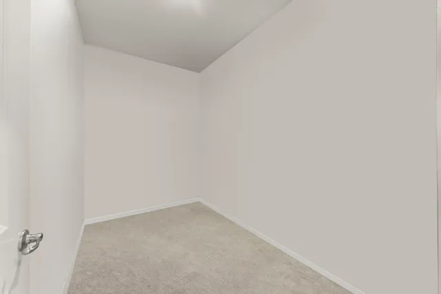 $355,000 | 906 Homerton Boulevard, North Aurora, IL 60542