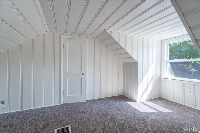 $180,000 | 206 Thoroughman Avenue, Ferguson, MO 63135