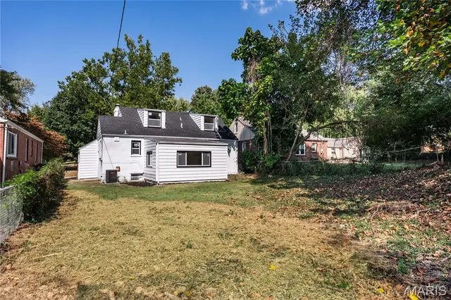 $180,000 | 206 Thoroughman Avenue, Ferguson, MO 63135