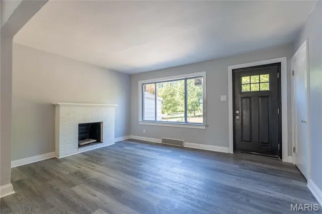 $180,000 | 206 Thoroughman Avenue, Ferguson, MO 63135