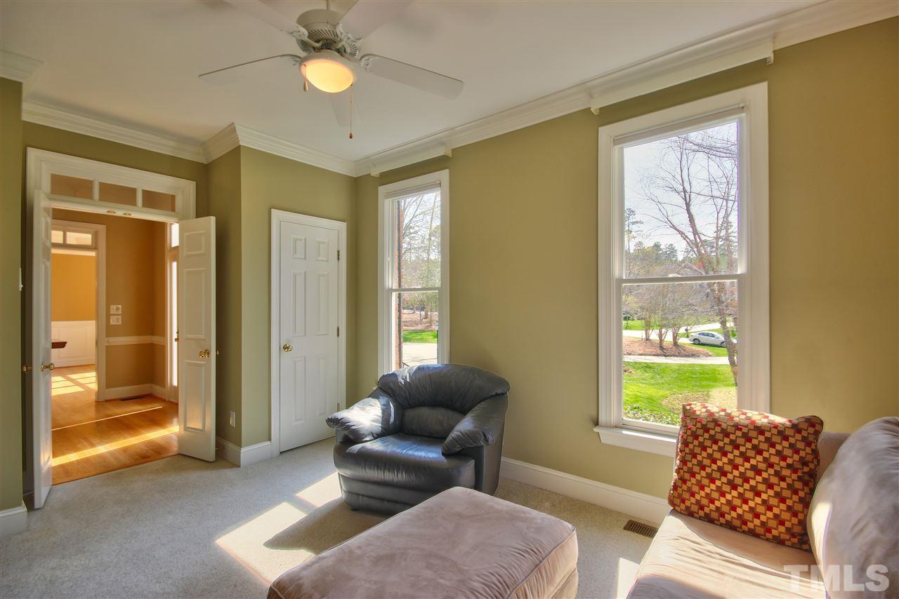 4229 White Chapel Way Raleigh, NC 27615 - Photo 5 of 25 Gallery Image 5