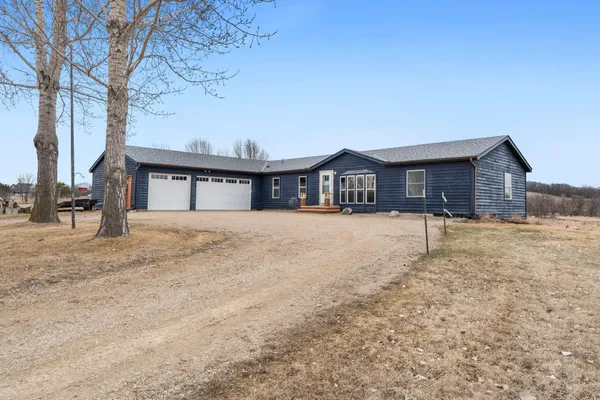 $475,000 | 25795 Panama Avenue, Webster, MN 55088