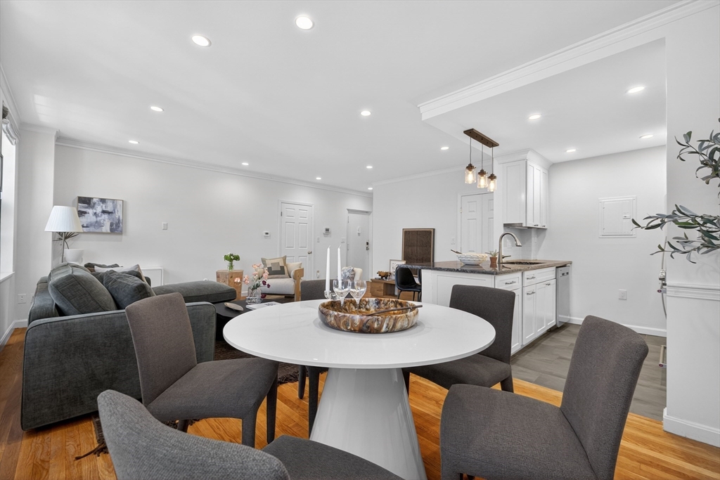 17 Bowdoin Street, Unit 3AB Boston, MA 02114 - Photo 4 of 26