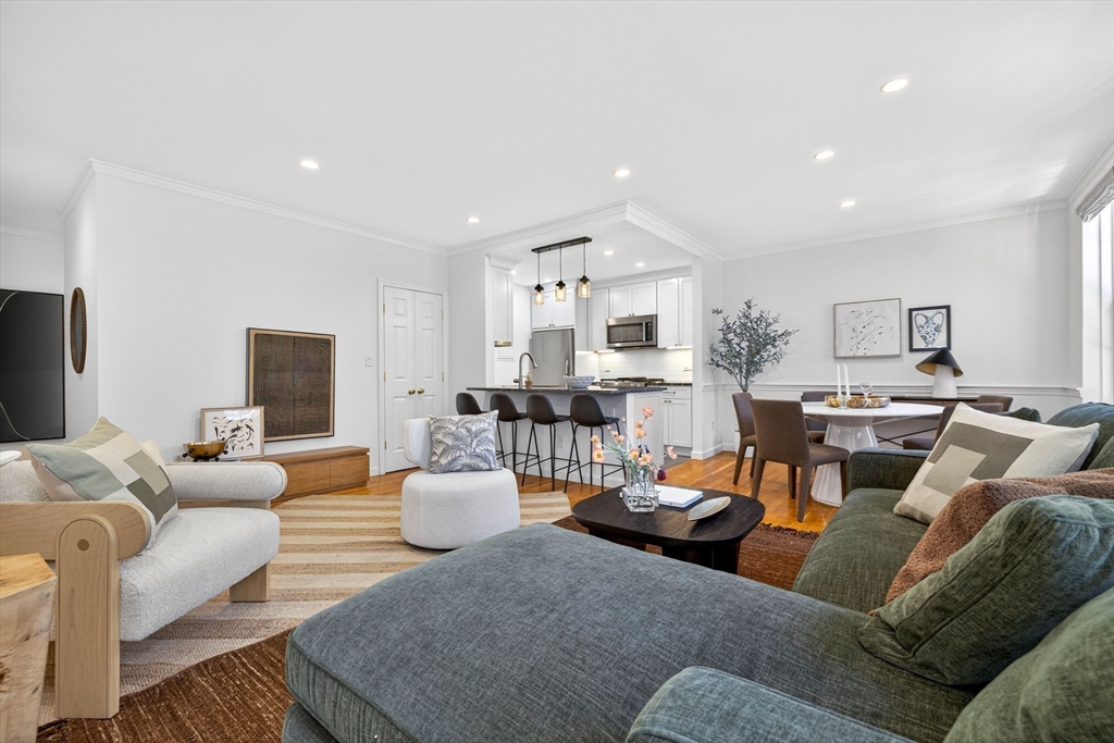 17 Bowdoin Street, Unit 3AB Boston, MA 02114 - Photo 7 of 26