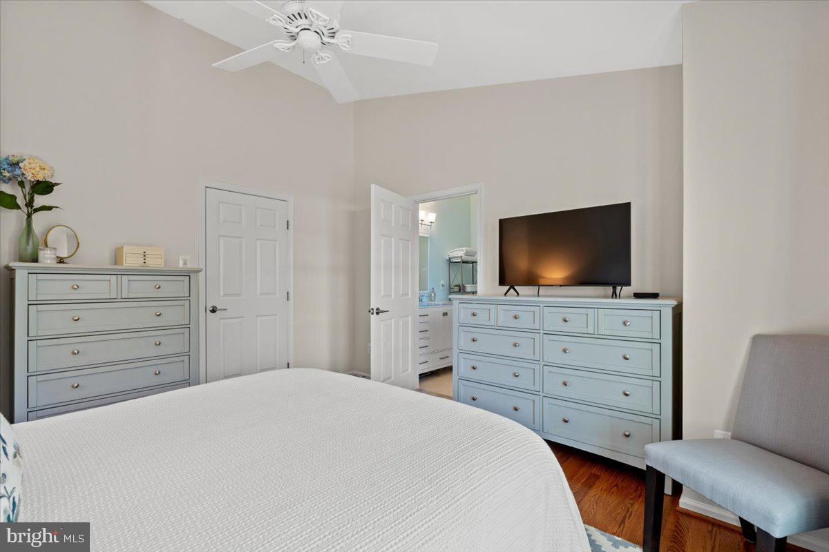 922 Rolfe Place Alexandria, VA 22314 - Photo 20 of 49