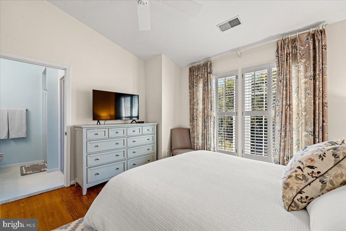 922 Rolfe Place Alexandria, VA 22314 - Photo 21 of 49