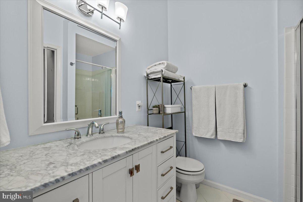 922 Rolfe Place Alexandria, VA 22314 - Photo 22 of 49