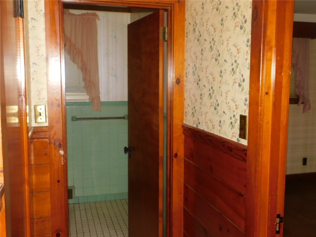 50 Katama Road Pawtucket, RI 02861 - Photo 12 of 39 Gallery Image 12